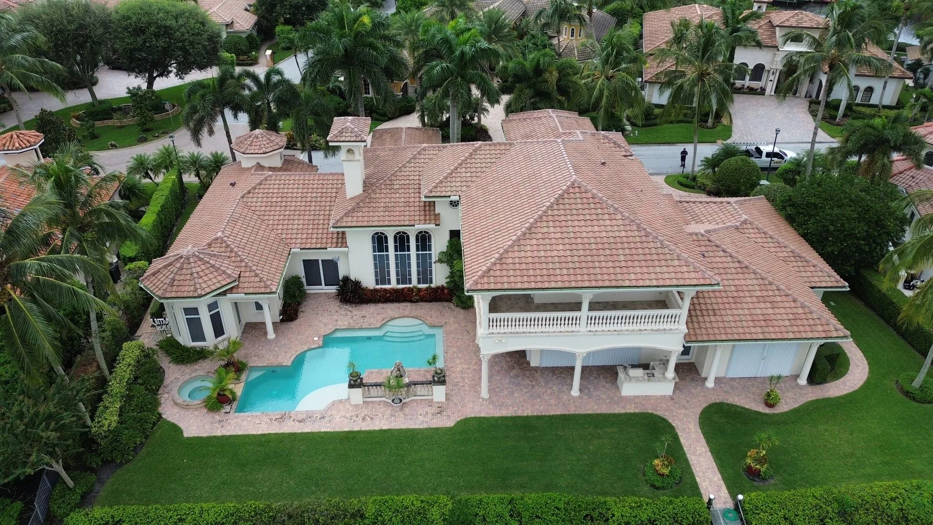 Leo Roofing project in Palm Beach County