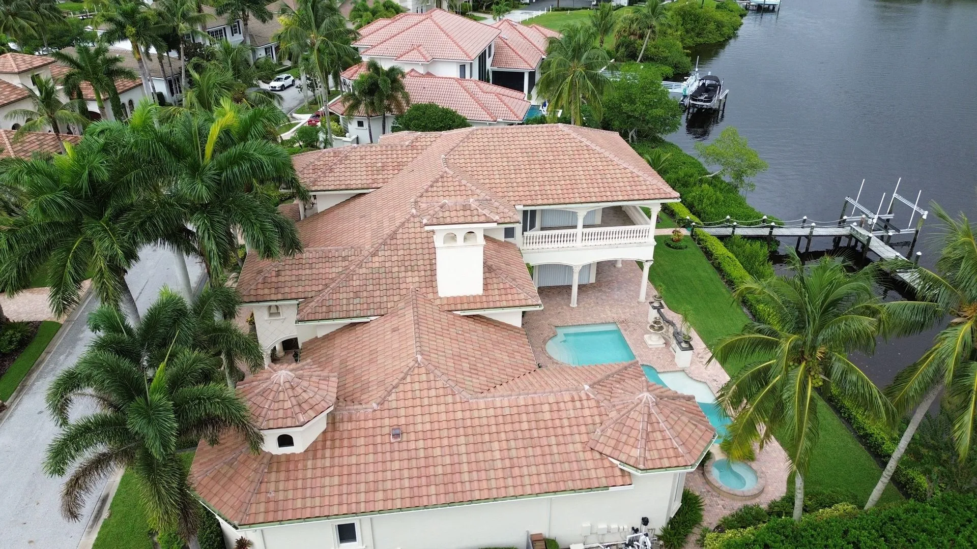 Leo Roofing project in Palm Beach County